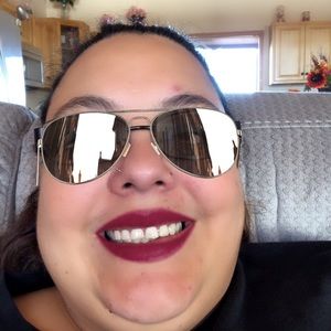 Meet your Posher, Kristina